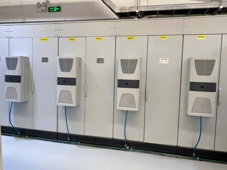 DẤU HIỆU NHẬN BIẾT CẦN PHẢI KIỂM TRA, VỆ SINH, BẢO TRÌ MÁY LẠNH TỦ ĐIỆN RITTAL